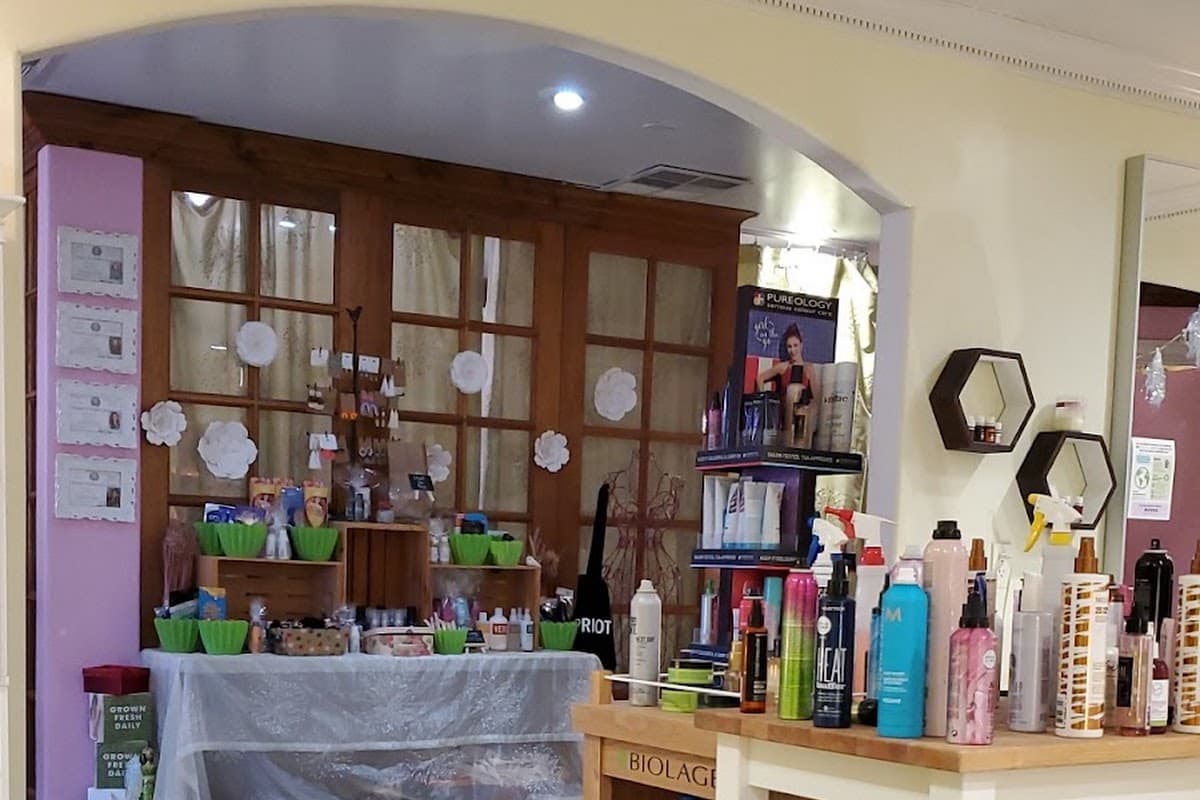 Green Alley Salon