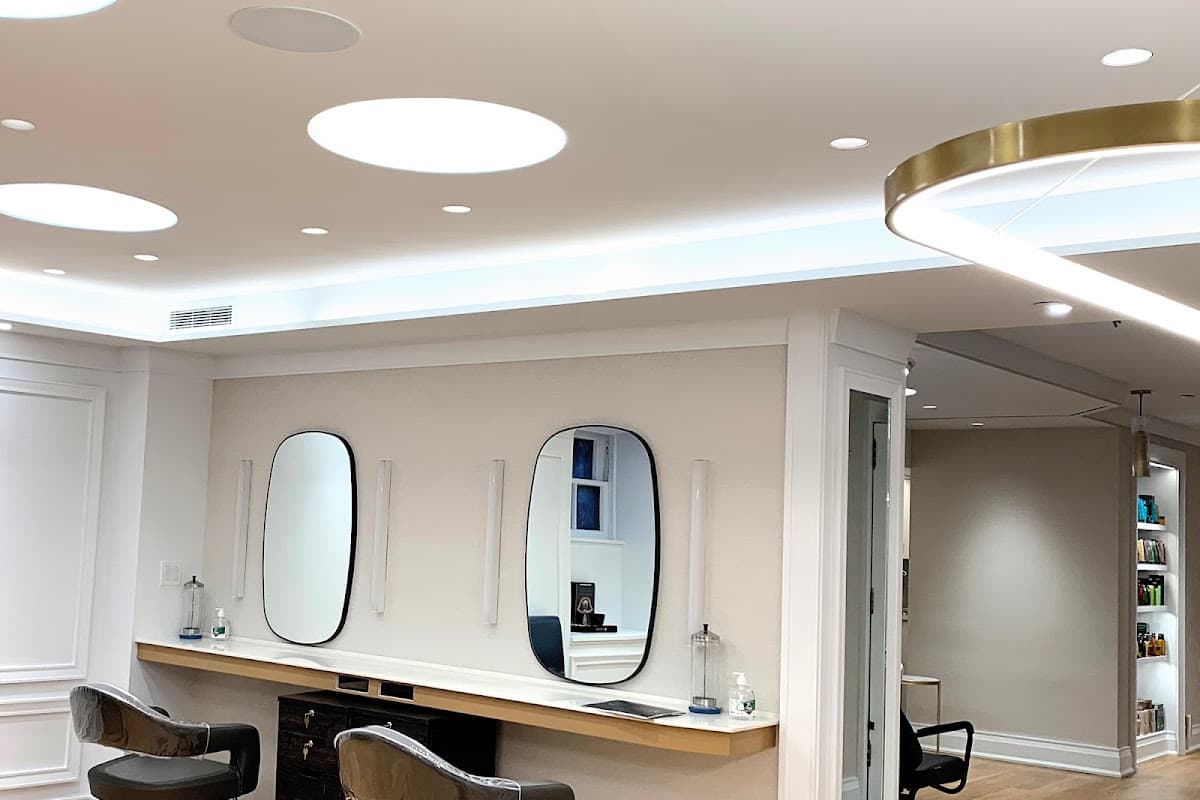 Cedric Salon