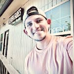 Louie At Su’S Barbershop logo